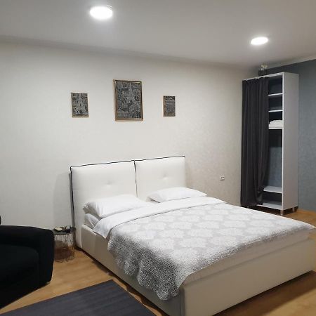 Apartament Studio In The Center Kiszyniów Zewnętrze zdjęcie